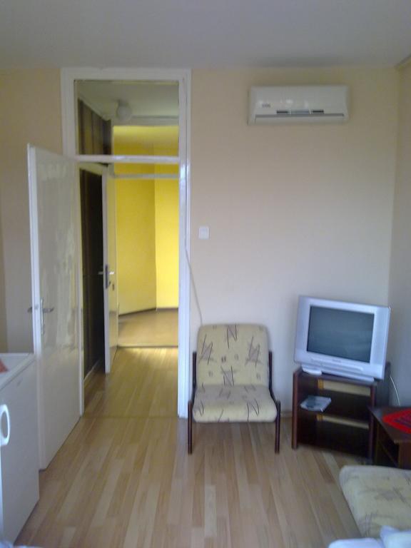 Hotel Eszterhazy Karoly Egyetem Erlau Zimmer foto